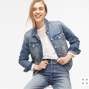 Classic denim jacket in brilliant day wash